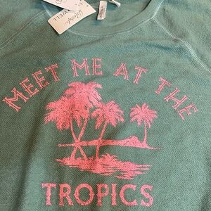 Carp’s Green Sweatshirt with Pink Tropical Print Size L New With Tags